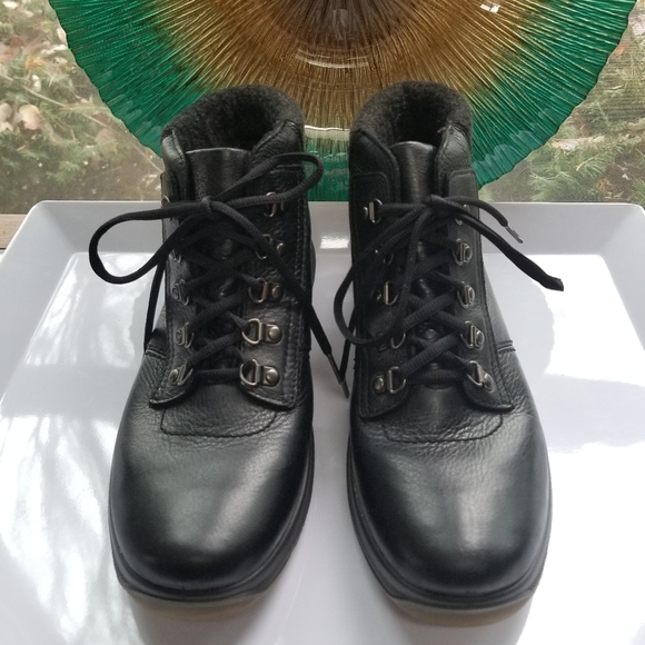 hotter mens walking boots